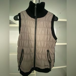 BNWT Calvin Klein Performance puffer vest Sz S/P